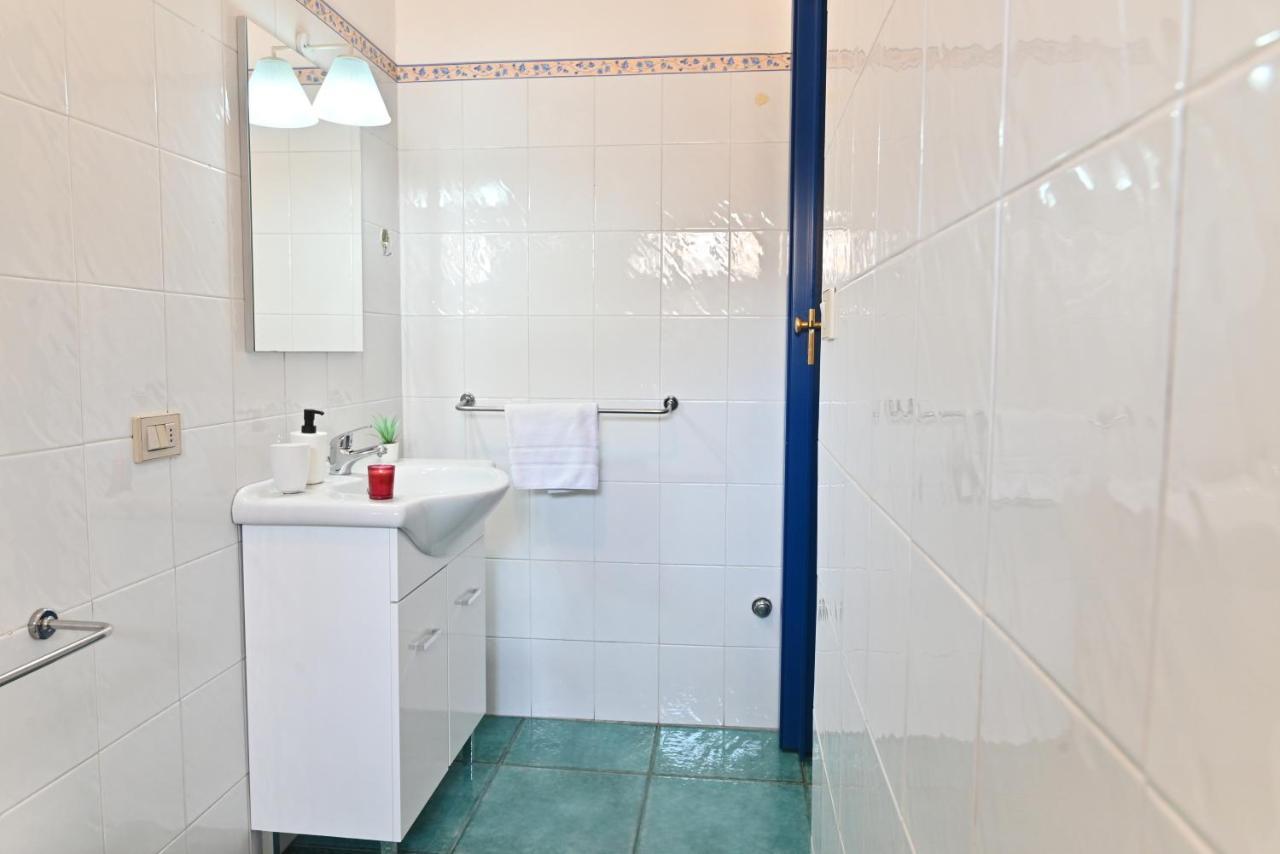 Izzhome Holiday Terrace Cagliari Dış mekan fotoğraf