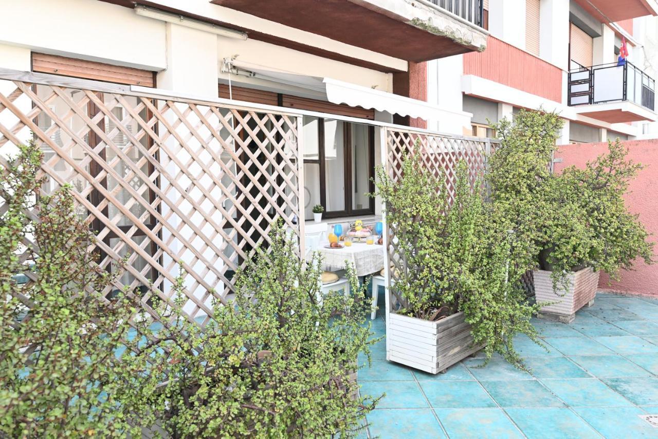 Izzhome Holiday Terrace Cagliari Dış mekan fotoğraf
