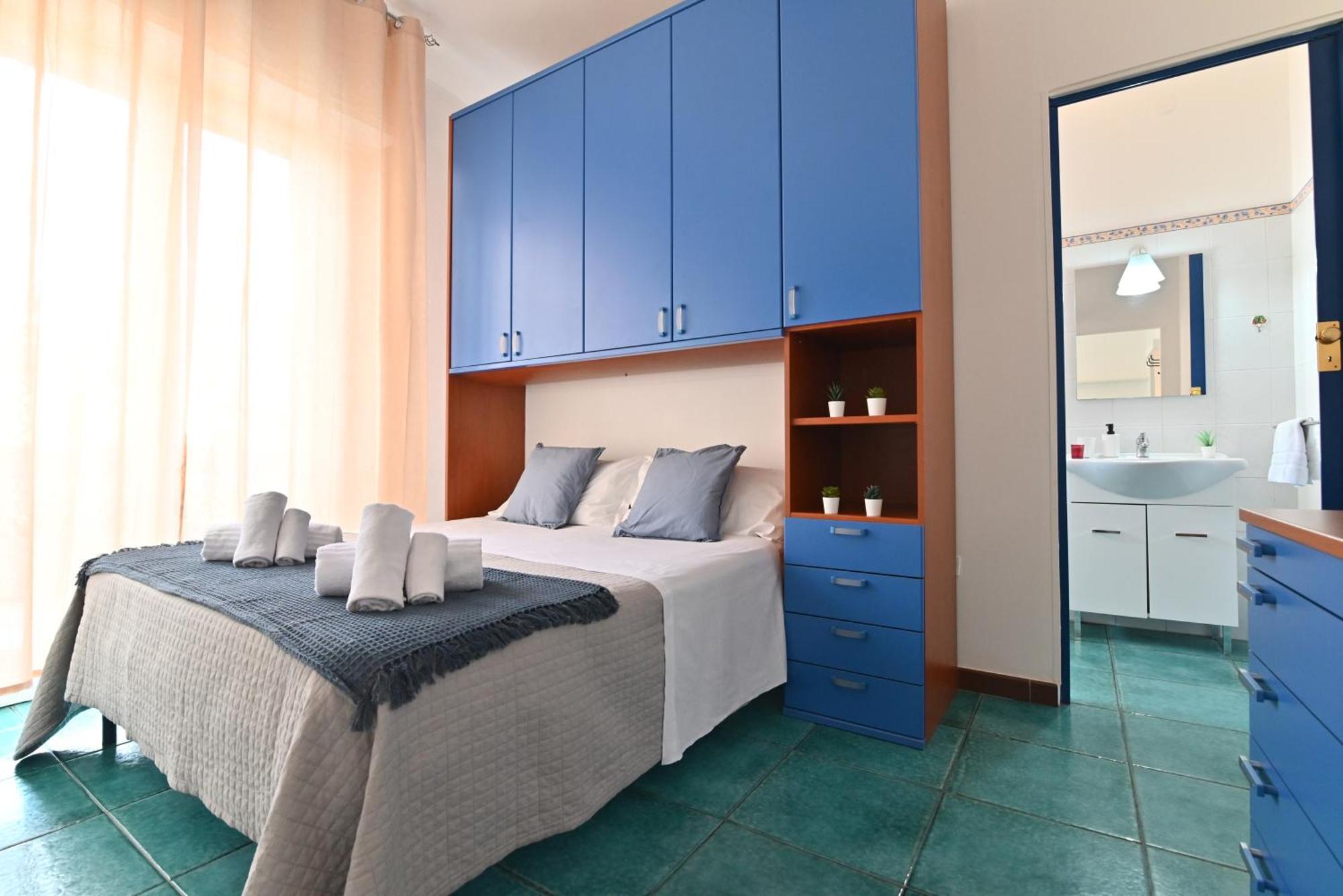 Izzhome Holiday Terrace Cagliari Dış mekan fotoğraf